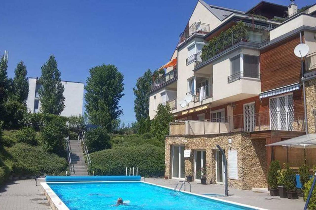 Cool & Pool Apartman Balatonfüred Exterior foto